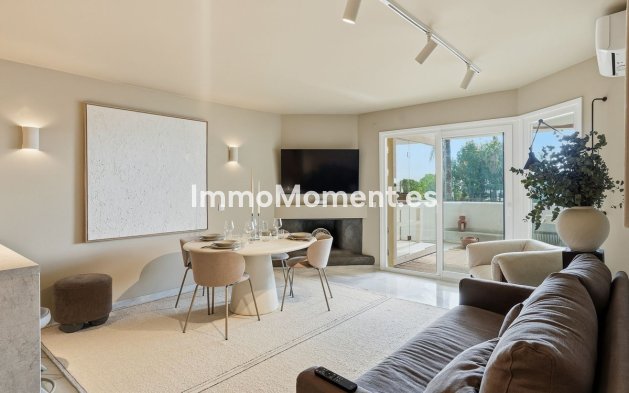 Resale - Apartment - Mijas - Calahonda