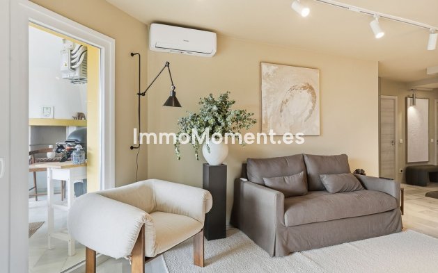 Resale - Apartment - Mijas - Calahonda