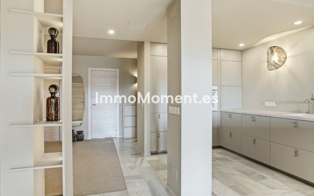 Resale - Apartment - Mijas - Calahonda
