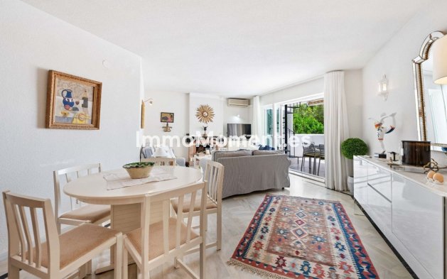 Resale - Apartment - Mijas - Calahonda