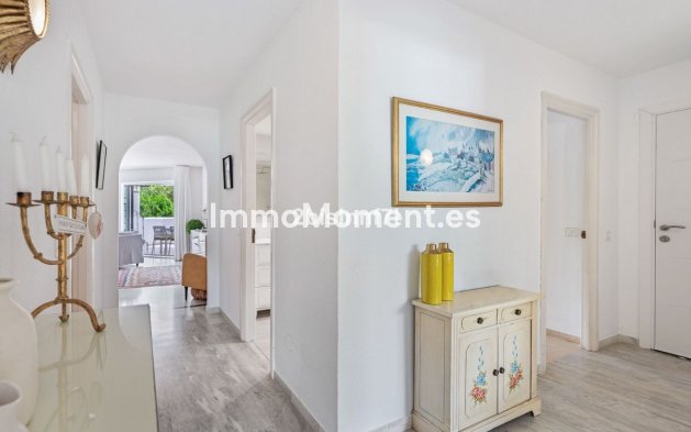 Resale - Apartment - Mijas - Calahonda