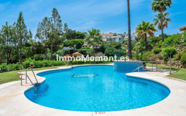 Resale - Apartment - Mijas - Calahonda