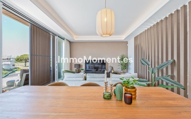 Resale - Apartment - Marbella - Santa Clara