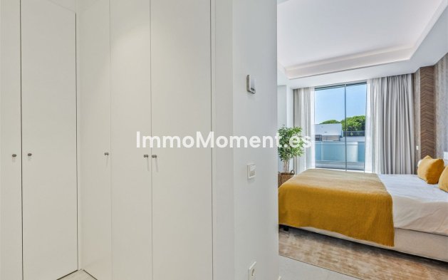Resale - Apartment - Marbella - Santa Clara