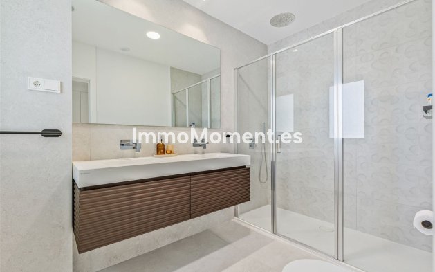 Resale - Apartment - Marbella - Santa Clara