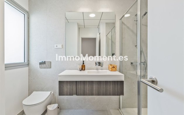 Resale - Apartment - Marbella - Santa Clara