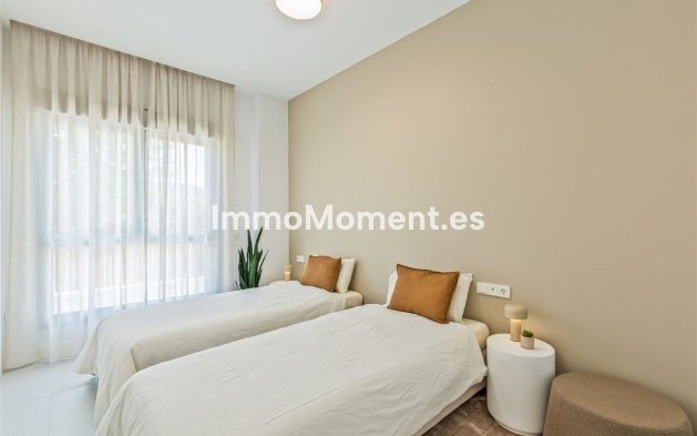 Resale - Apartment - Marbella - Santa Clara