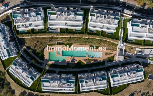 Resale - Apartment - Marbella - Santa Clara