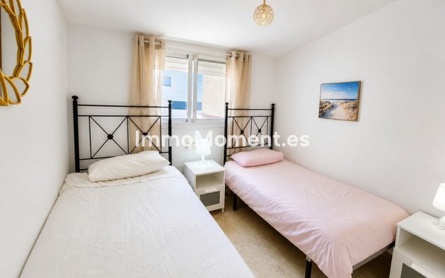 Resale - Apartment - Manilva - La Duquesa