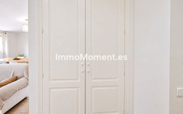 Resale - Apartment - Manilva - La Duquesa