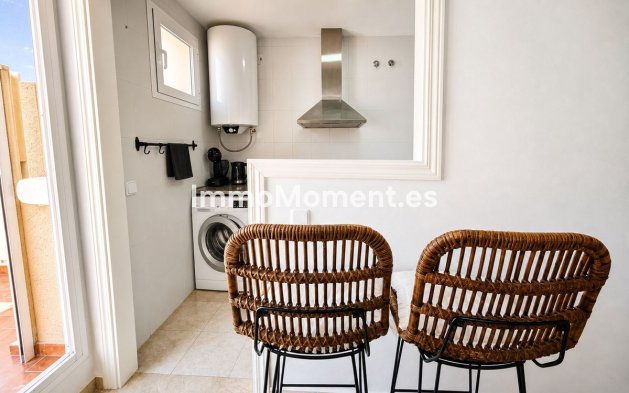 Resale - Apartment - Manilva - La Duquesa