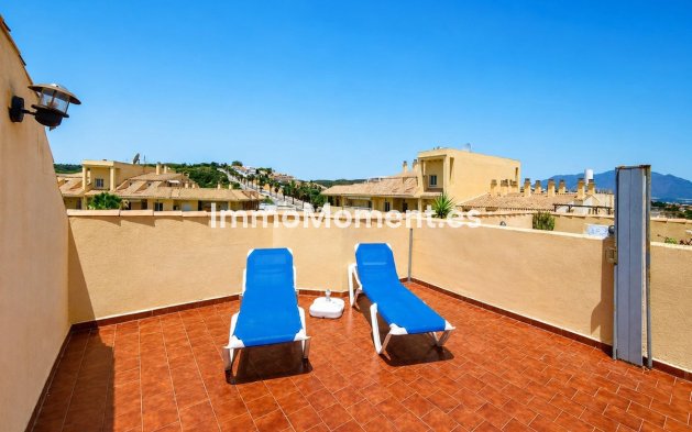 Resale - Apartment - Manilva - La Duquesa