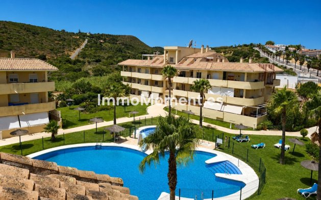Resale - Apartment - Manilva - La Duquesa