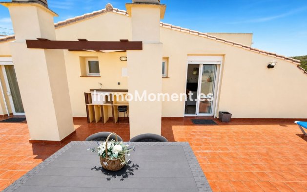 Resale - Apartment - Manilva - La Duquesa