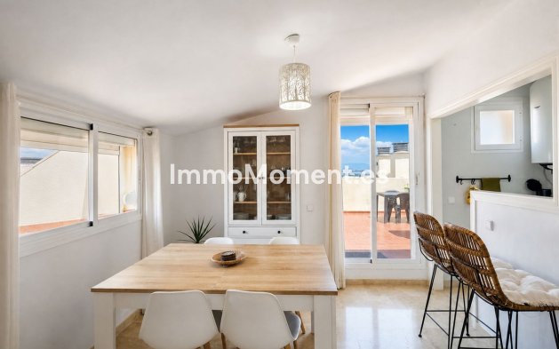 Resale - Apartment - Manilva - La Duquesa