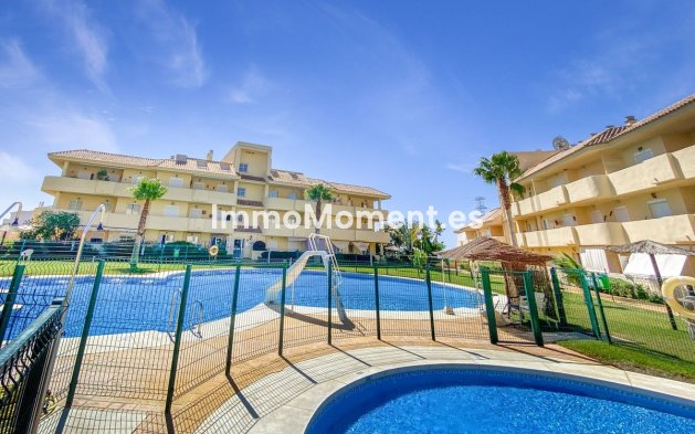 Resale - Apartment - Manilva - La Duquesa