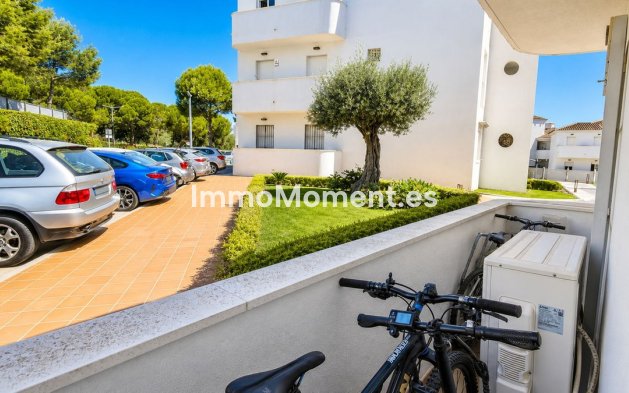 Wiederverkauf - Wohnung - Manilva - La Duquesa