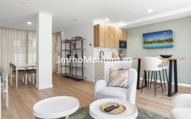 Resale - Apartment - Estepona - Estepona Centro