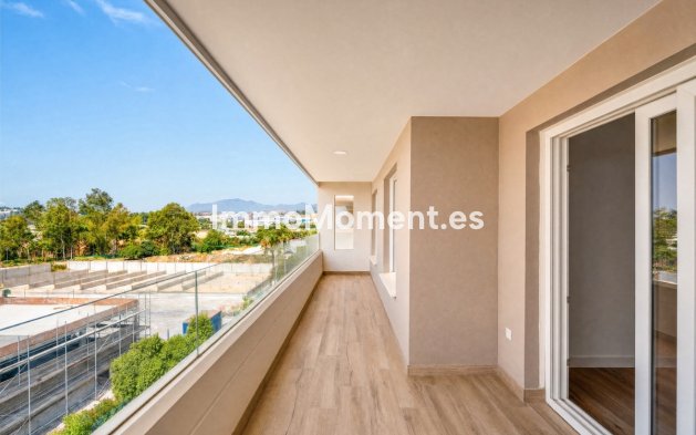 Resale - Apartment - Marbella - Nueva Andalucía