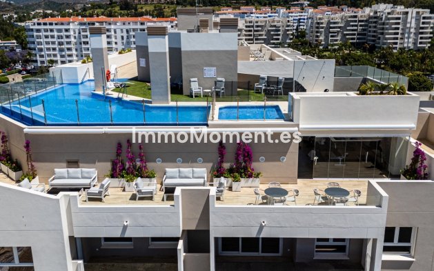 Resale - Apartment - Marbella - Nueva Andalucía