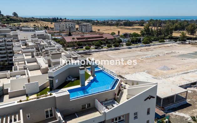 Resale - Apartment - Marbella - Nueva Andalucía