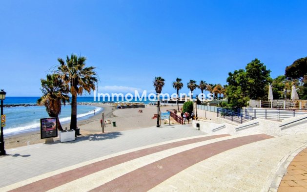 Resale - Apartment - Marbella - Puerto Banús