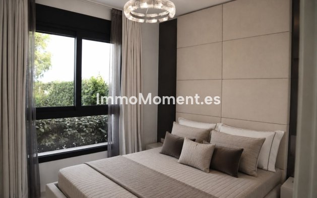 Resale - Apartment - Estepona - Atalaya