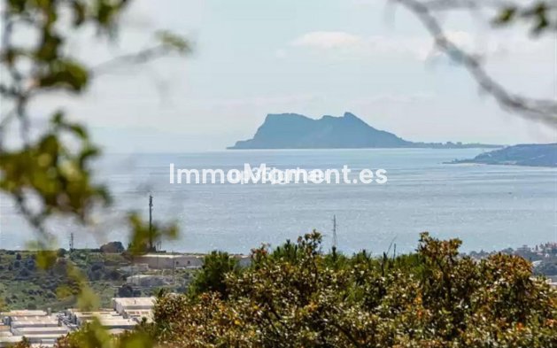 Wiederverkauf - Freistehende Villa - Estepona  - Estepona Centro