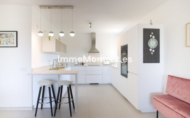Resale - Apartment - Marbella - Nagüeles