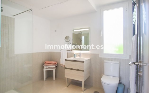 Resale - Apartment - Marbella - Nagüeles