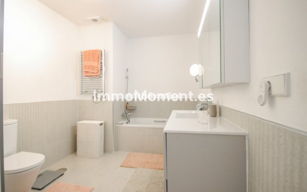 Resale - Apartment - Marbella - Nagüeles