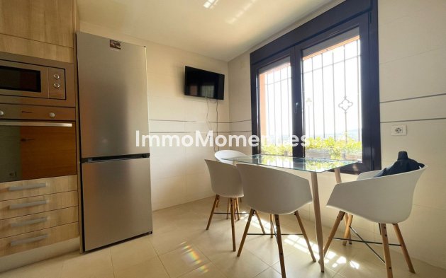 Resale - Townhouse - Estepona - Estepona Centro