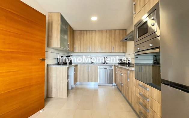 Resale - Townhouse - Estepona - Estepona Centro