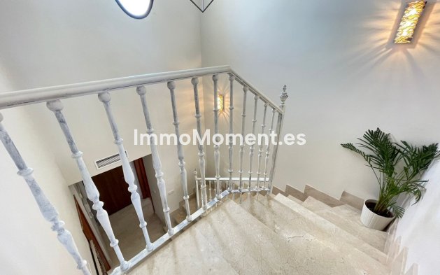 Resale - Townhouse - Estepona - Estepona Centro
