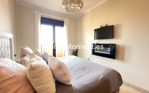 Resale - Townhouse - Estepona - Estepona Centro