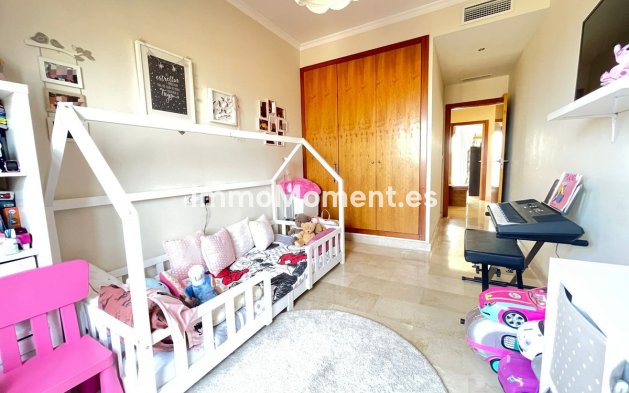 Resale - Townhouse - Estepona - Estepona Centro