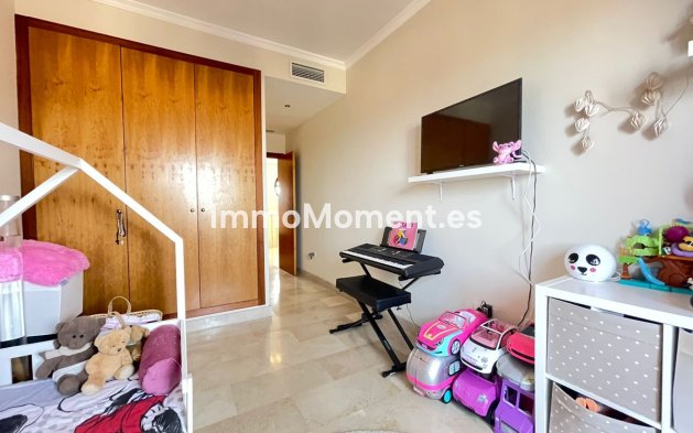 Resale - Townhouse - Estepona - Estepona Centro