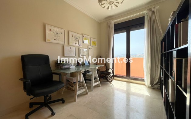Resale - Townhouse - Estepona - Estepona Centro