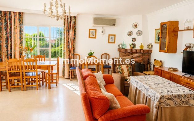 Revente - Maison de campagne - Estepona  - Estepona Centro