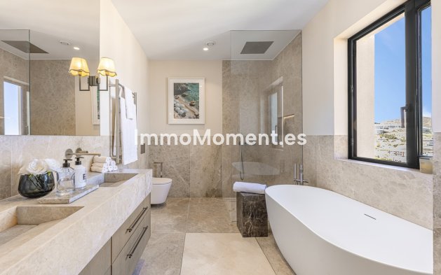 Resale - Apartment - Benahavís - La Quinta