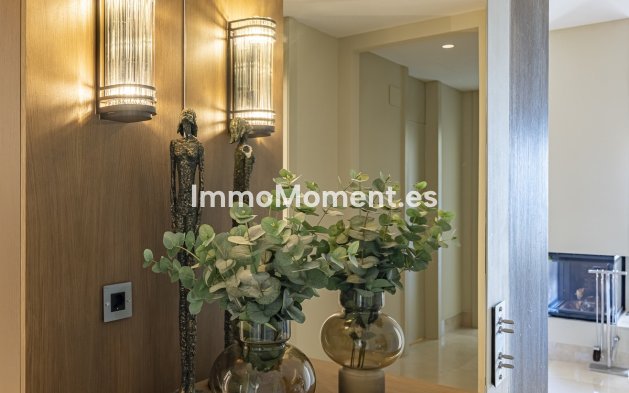 Resale - Apartment - Benahavís - La Quinta