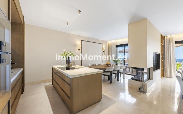 Resale - Apartment - Benahavís - La Quinta