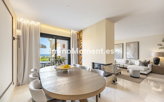 Resale - Apartment - Benahavís - La Quinta