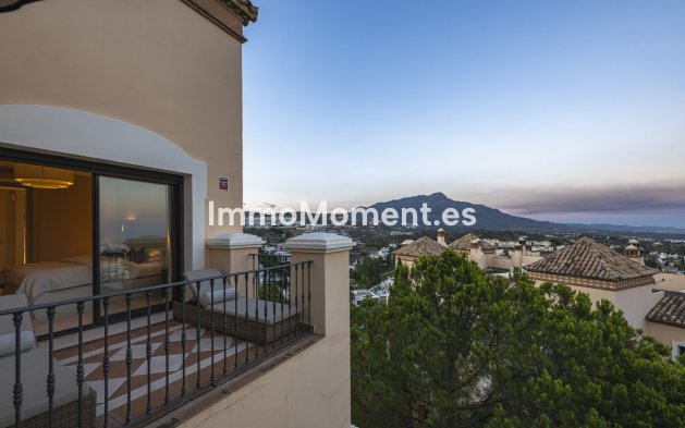 Resale - Apartment - Benahavís - La Quinta
