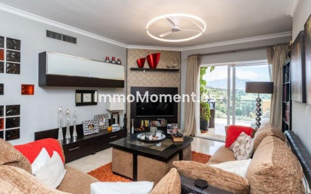 Resale - Apartment - Estepona - Bel Air