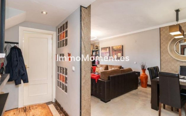 Resale - Apartment - Estepona - Bel Air