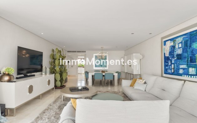 Resale - Apartment - Estepona - Estepona Centro