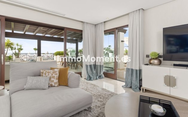 Resale - Apartment - Estepona - Estepona Centro