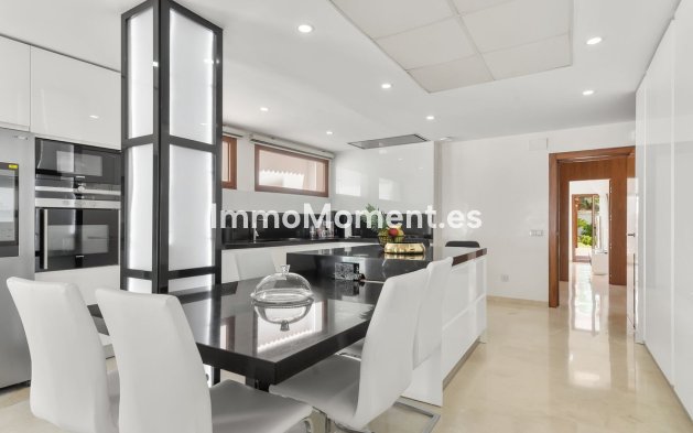 Resale - Detached villa - Benalmadena - Benalmadena Costa