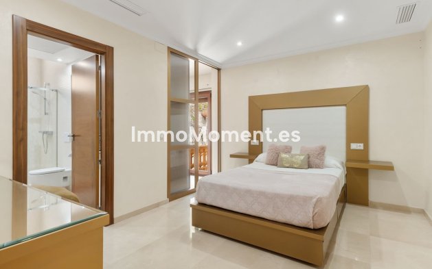 Resale - Detached villa - Benalmadena - Benalmadena Costa